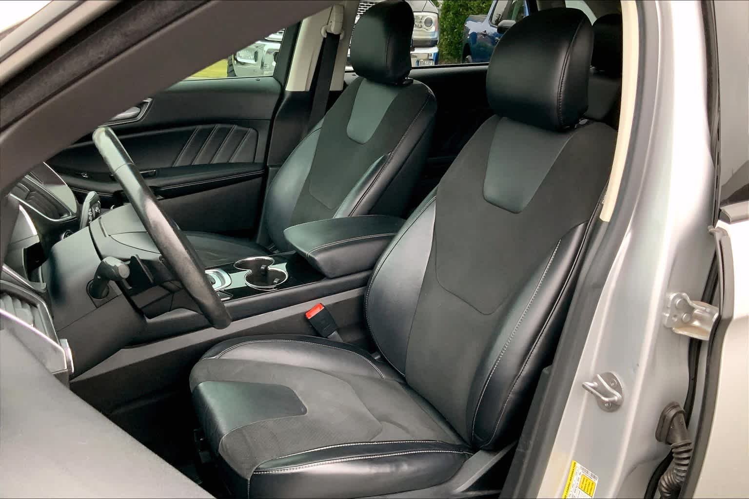 Used 2015 Ingot Silver Metallic Ford Sport image 8