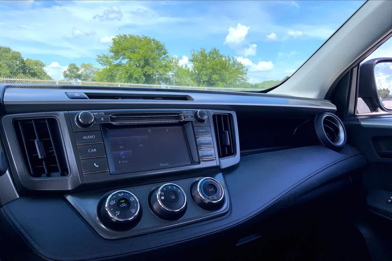 Used 2015 Black Toyota LE image 35