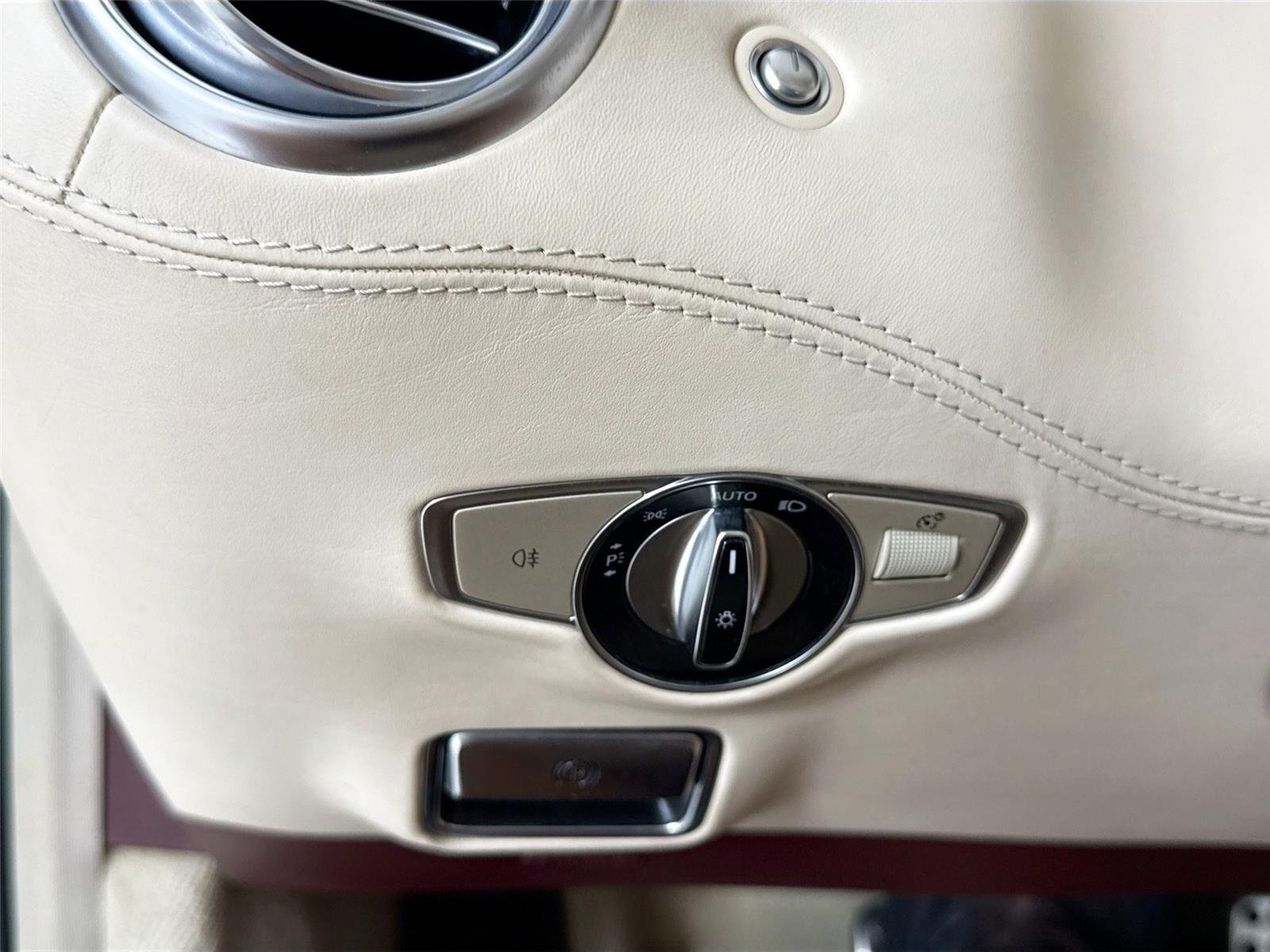 Used 2019 designo Cashmere White Magno (Matte Finish) Mercedes-Benz S 560 Cabriolet | AMG® Line | Premium Pkg | Driver Assist Pkg image 26