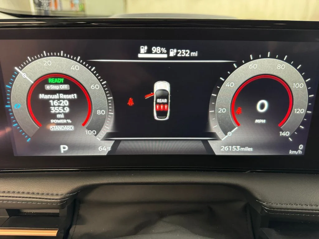 Used 2023 Gray Nissan ENGAGE image 19