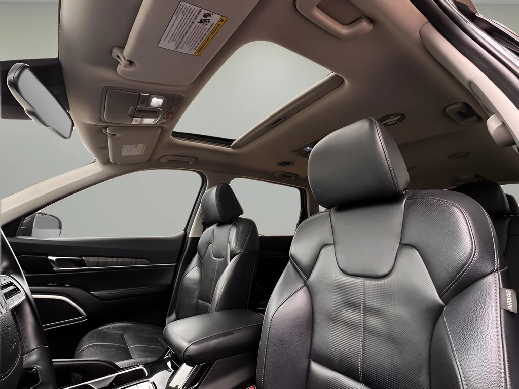 Used 2024 Gray Kia EX image 21