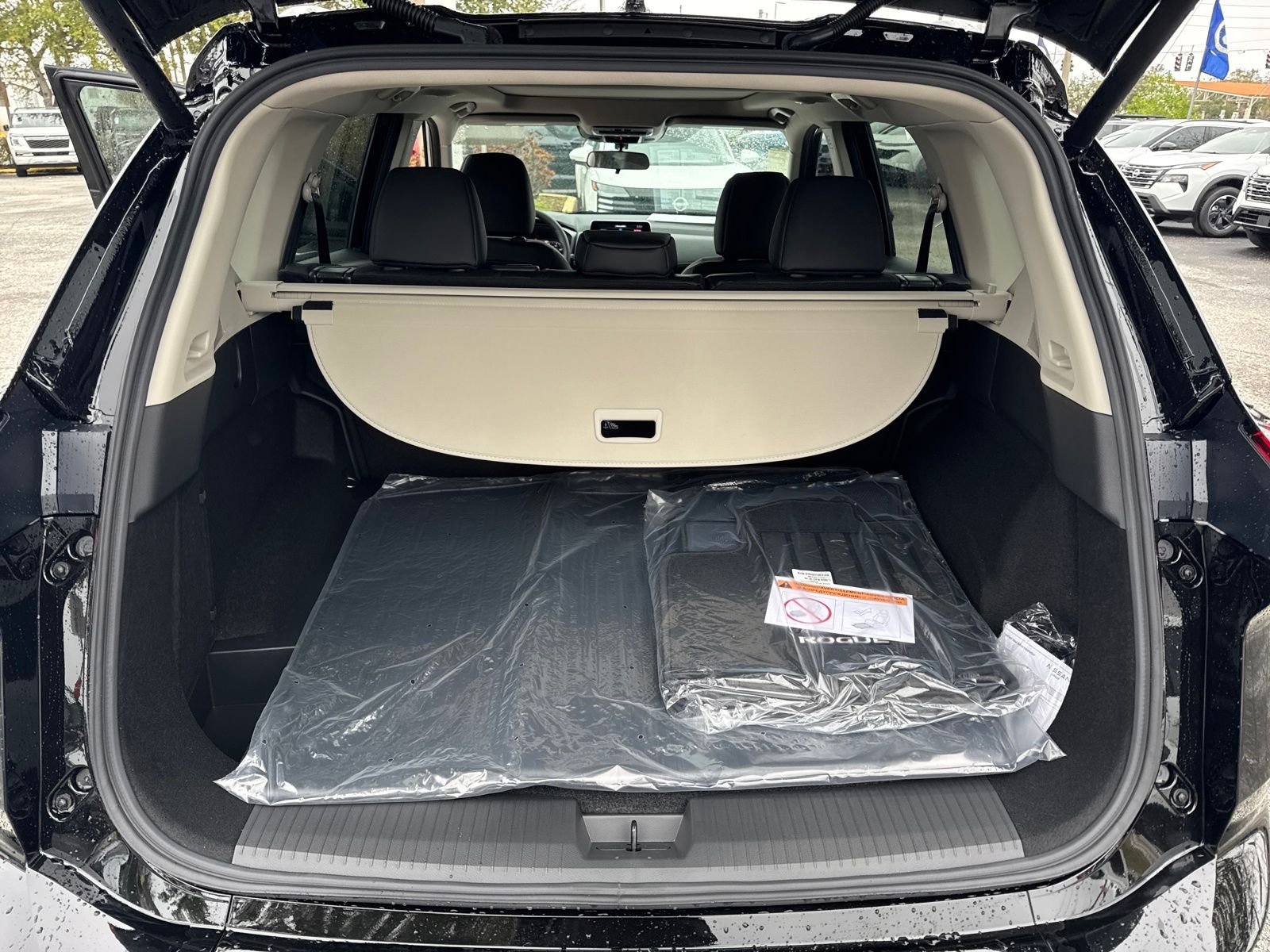 New 2026 Nissan Rogue Dark Armor 4D Sport Utility