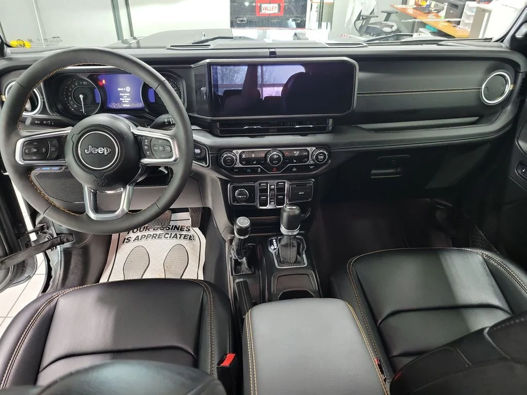 Used 2024 Gray Jeep Sahara 4xe image 3