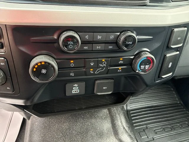 Used 2024 Gray Metallic Ford XL image 26