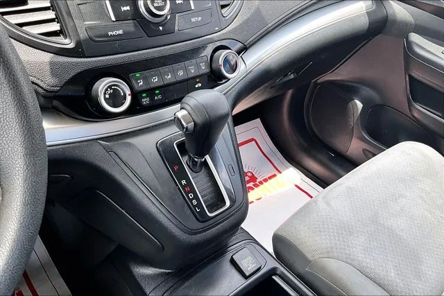 Used 2016 Gray Honda SE image 23