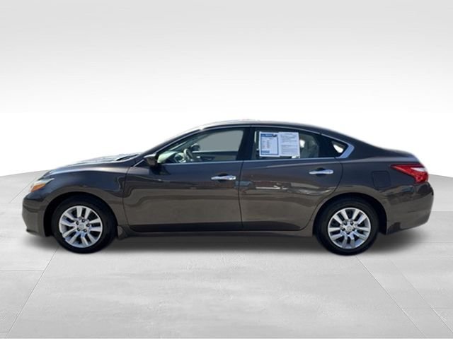 Used 2016 Gray Nissan 2.5 S image 4