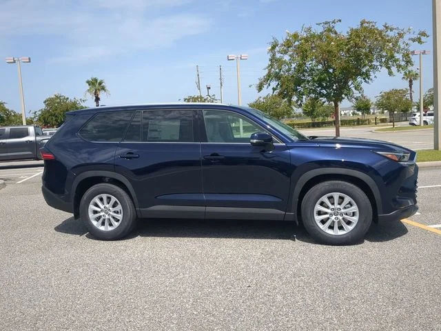 New 2026 Blueprint Toyota XLE image 3