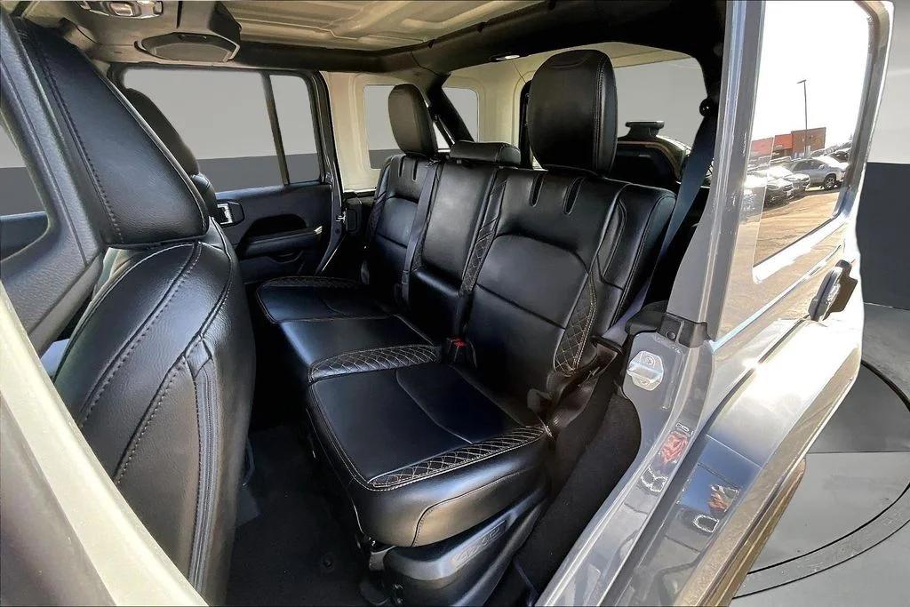 Used 2023 Gray Jeep Sahara 4xe image 25