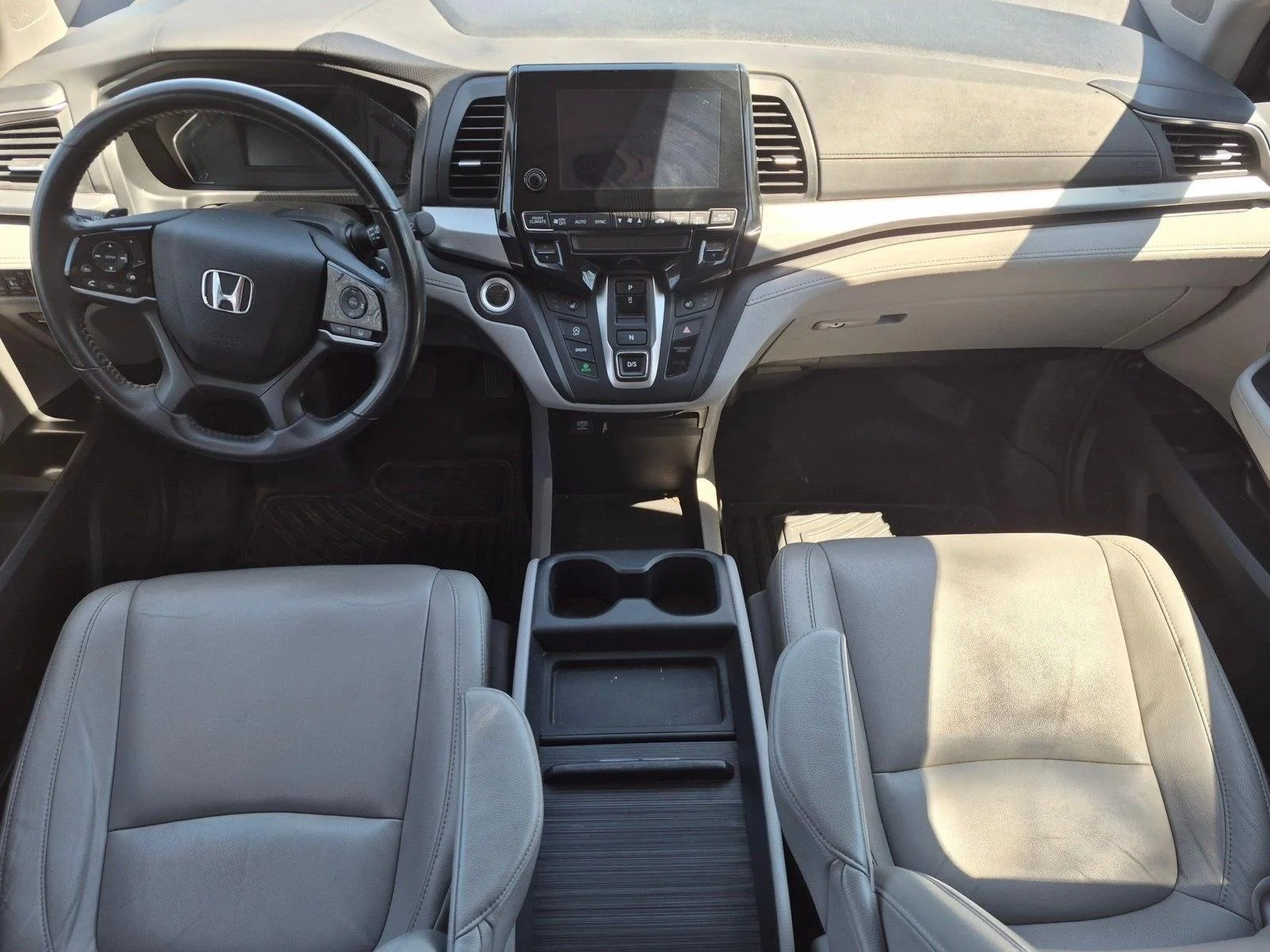 Used 2020 Silver/Gray Honda EX-L image 13