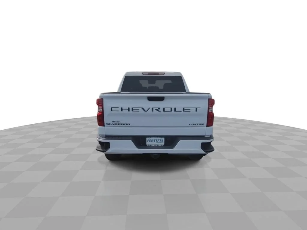 New 2026 Summit White Chevrolet Custom image 7