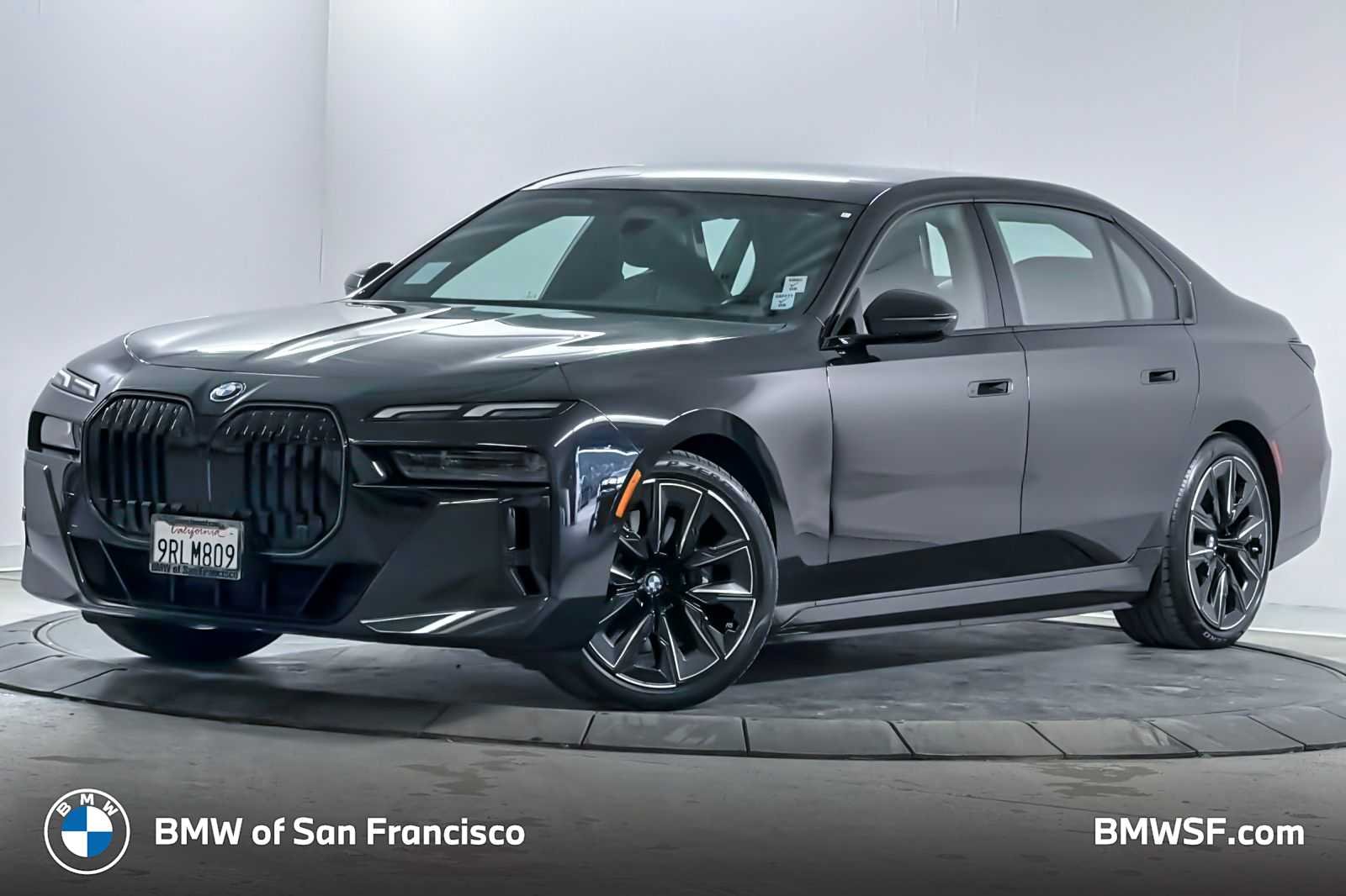 2025 BMW i7 xDrive60 Sedan's photo