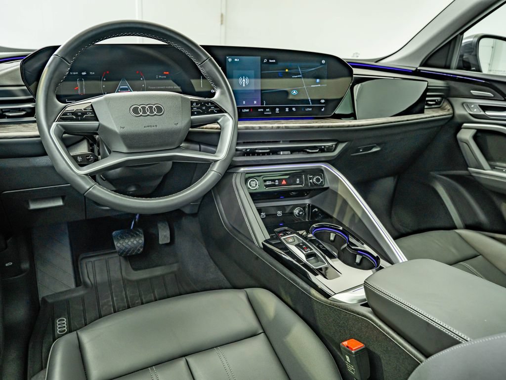 Used 2025 Manhattan Gray Metallic Audi 2.0T Premium Plus image 28