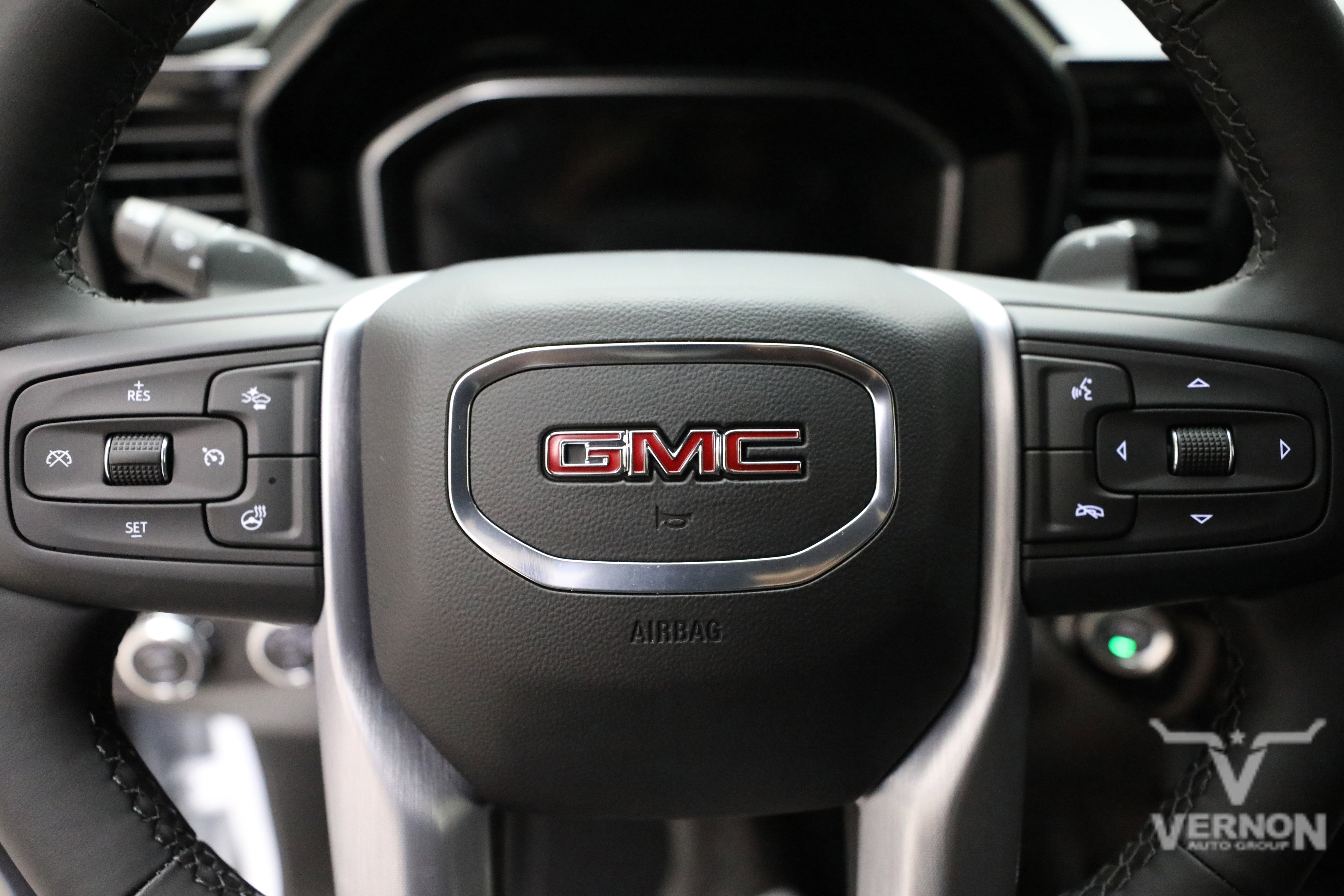New 2026 Glacier White Tricoat GMC N image 22