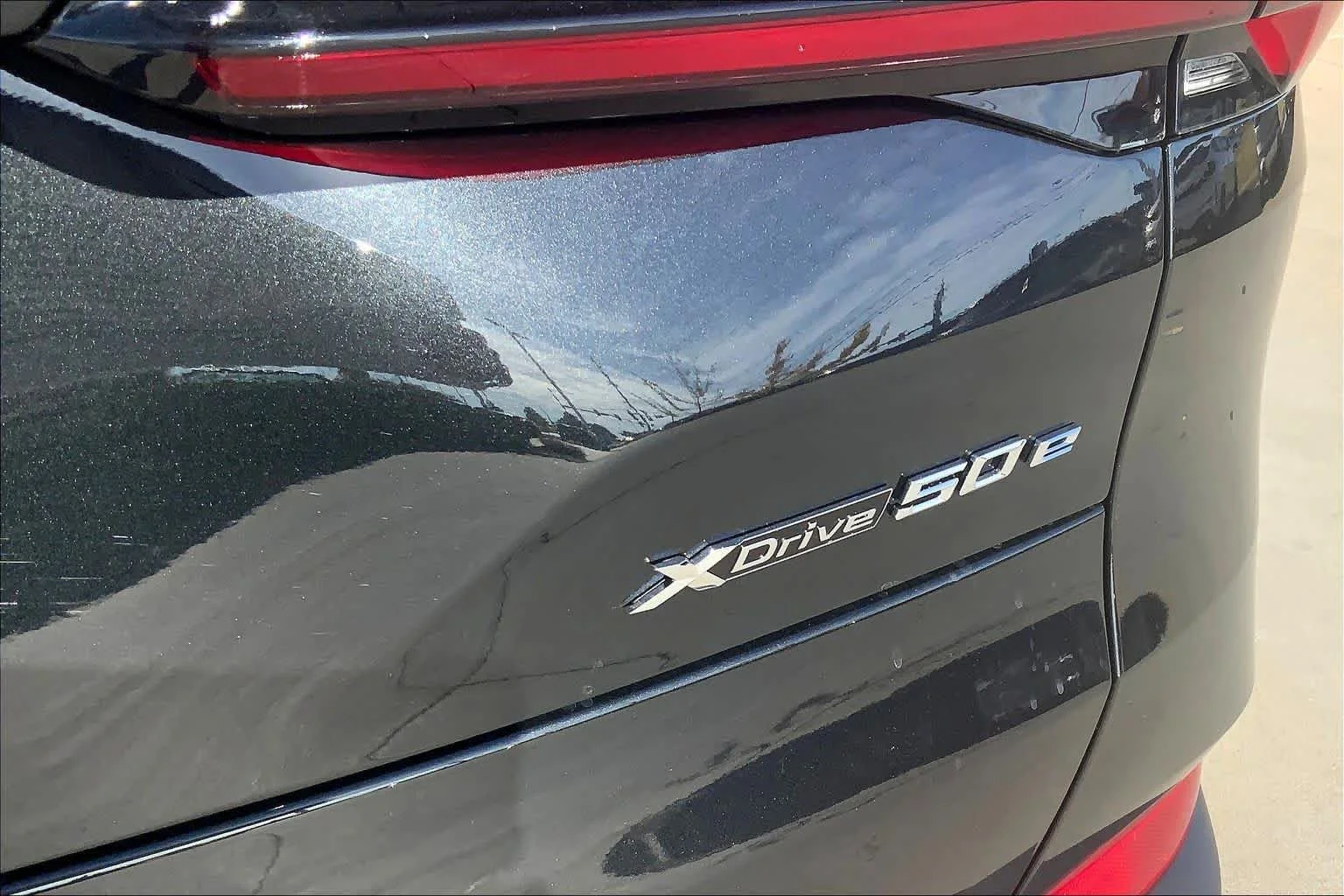 New 2026 Black Sapphire Metallic BMW xDrive50e image 15