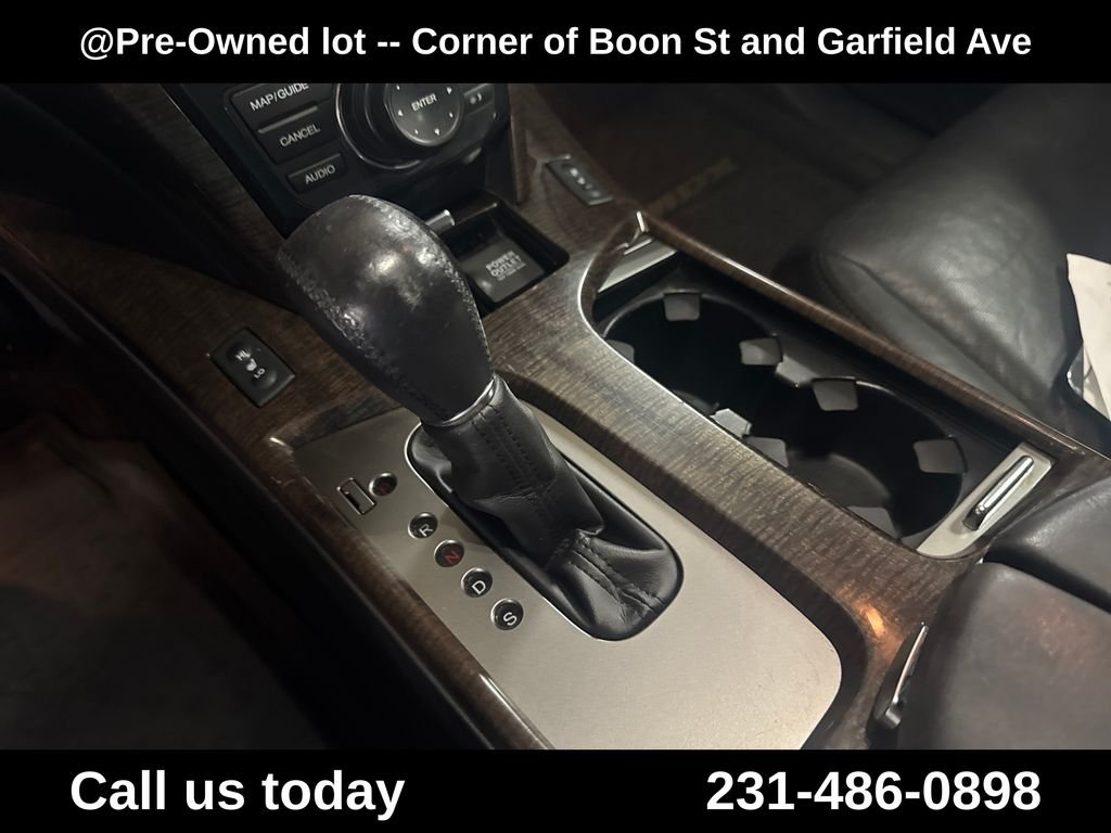 Used 2010  Acura Technology image 24