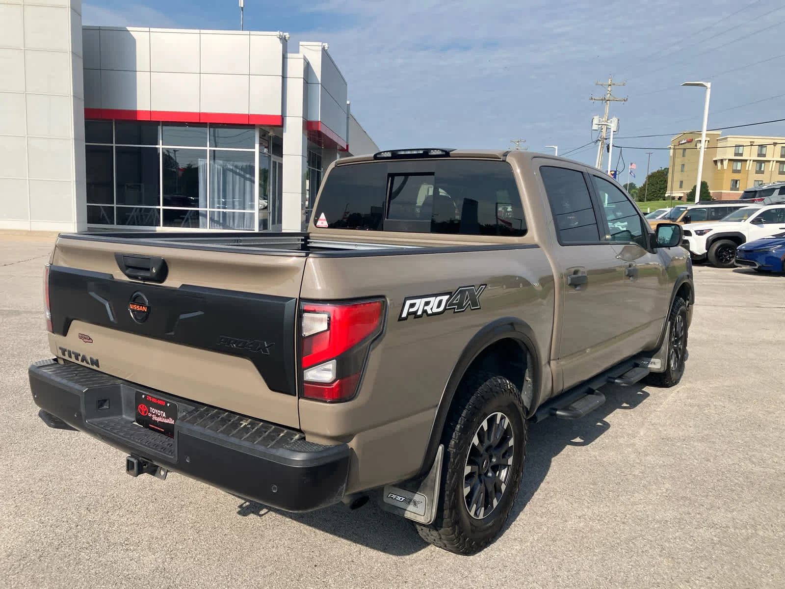 Used 2021 Baja Storm Nissan PRO-4X image 7