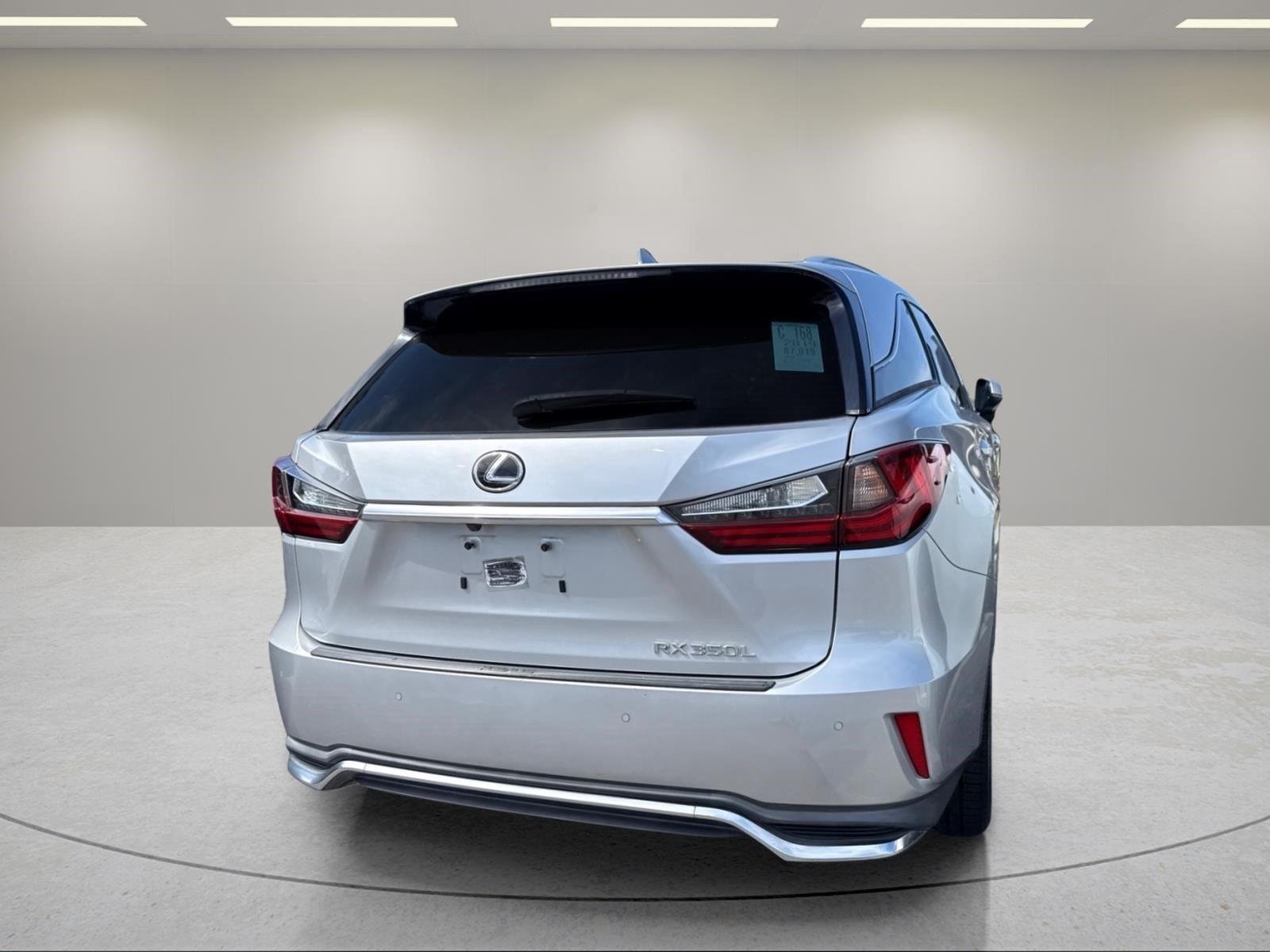 Used 2019 Silver Lining Metallic Lexus RX 350L Premium image 12