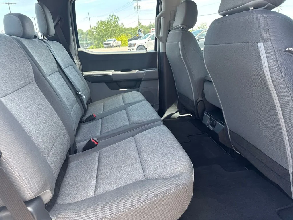 Certified Used 2024 Oxford White Ford XL image 37