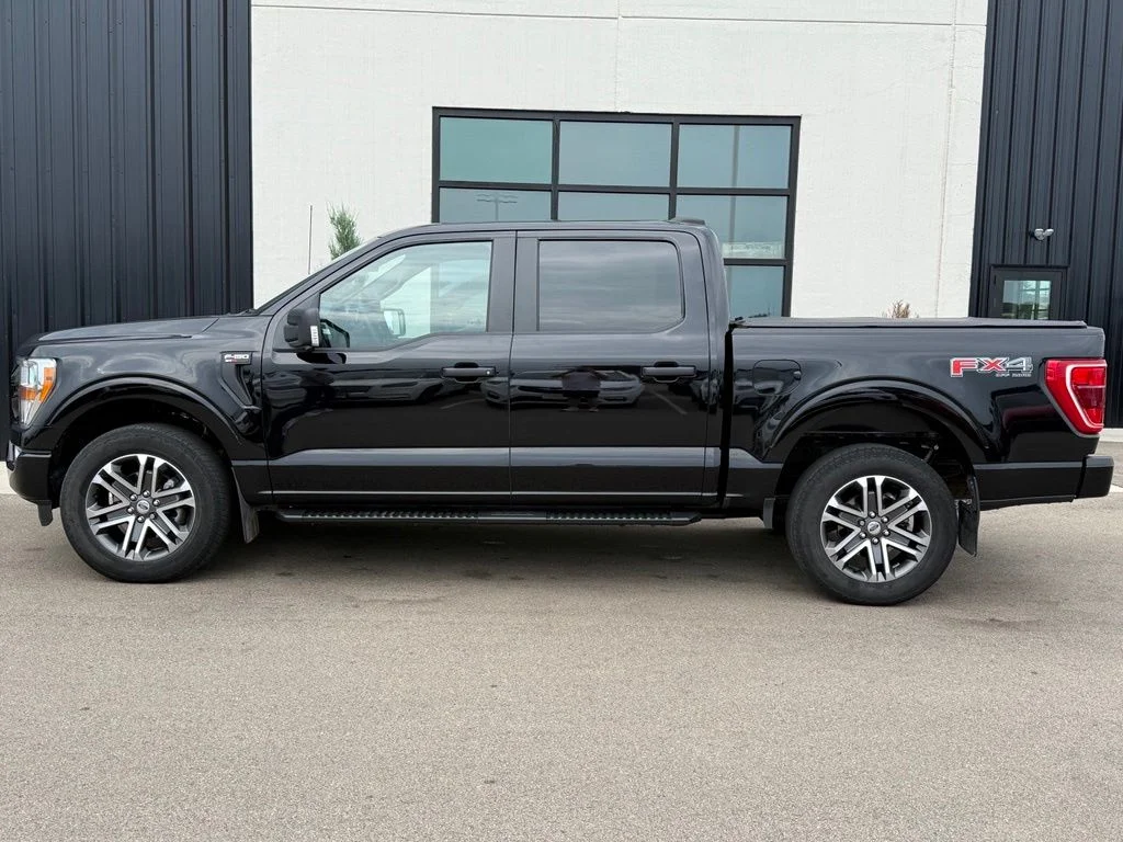 Used 2021 Black Ford XL image 2