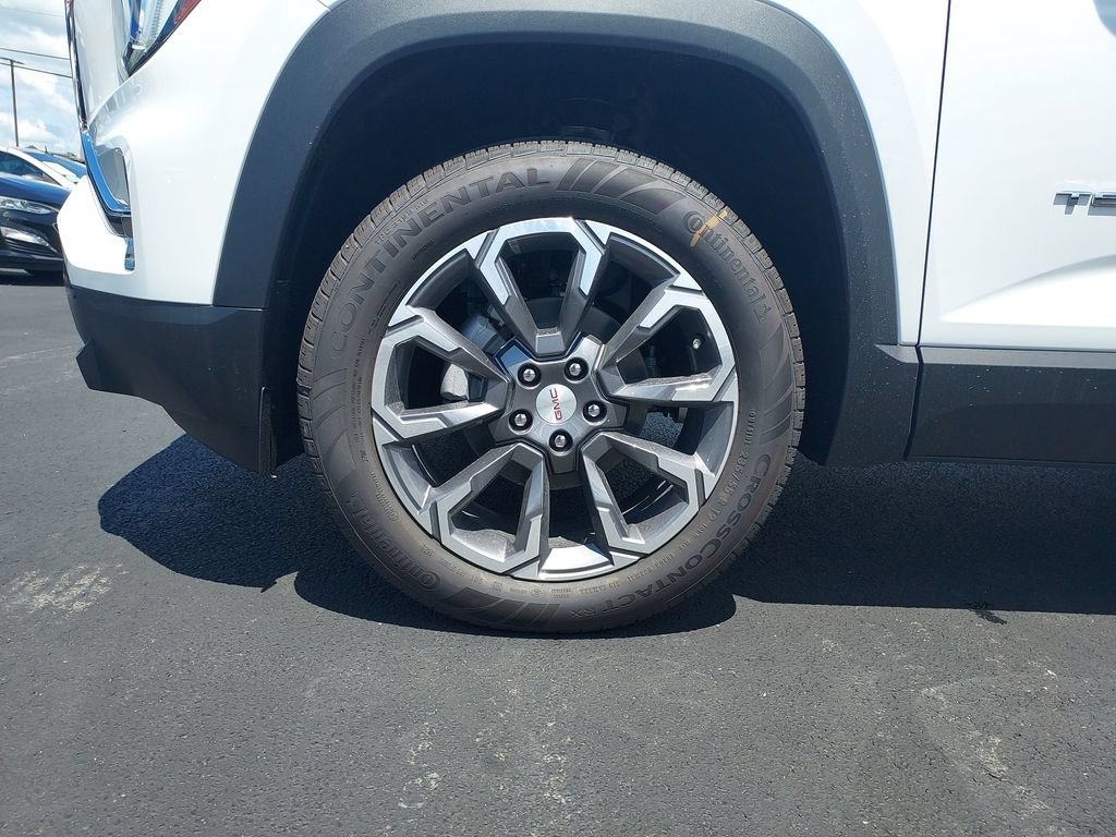 New 2026 Summit White GMC Elevation image 10