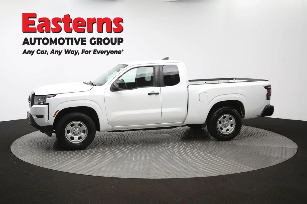 Used 2022 White Nissan S image 56