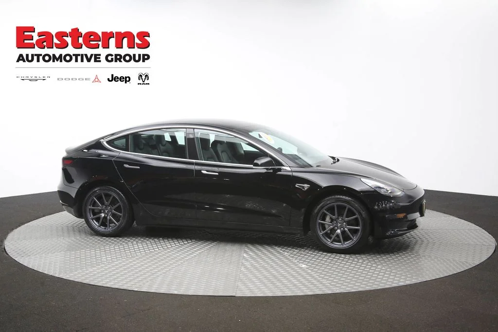 Used 2019 Black Tesla Long Range image 40