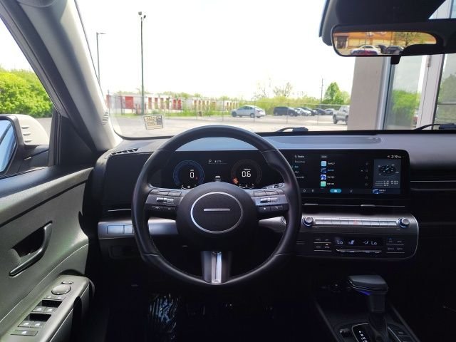 Used 2025 Gray Hyundai SEL image 14