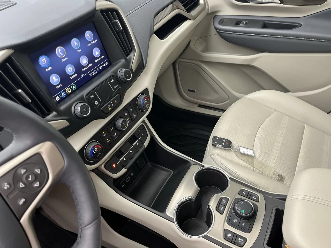 Used 2024 White Frost Tricoat GMC Denali image 19