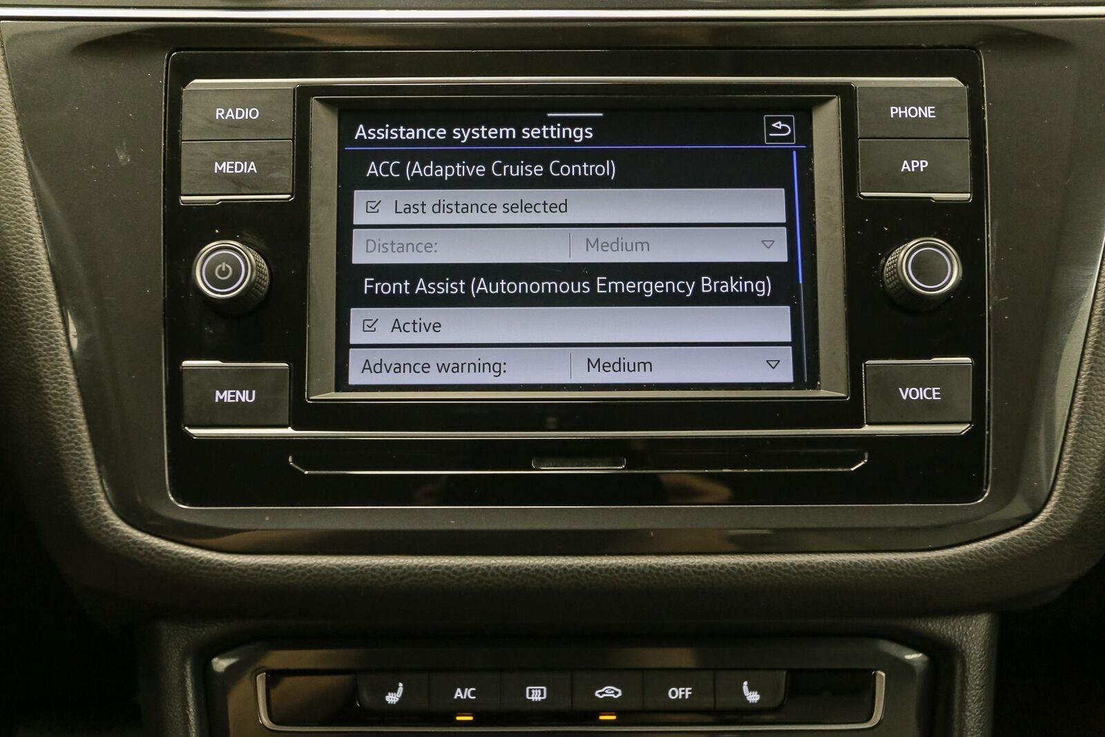 Used 2022 Deep Black Pearl Volkswagen S image 28