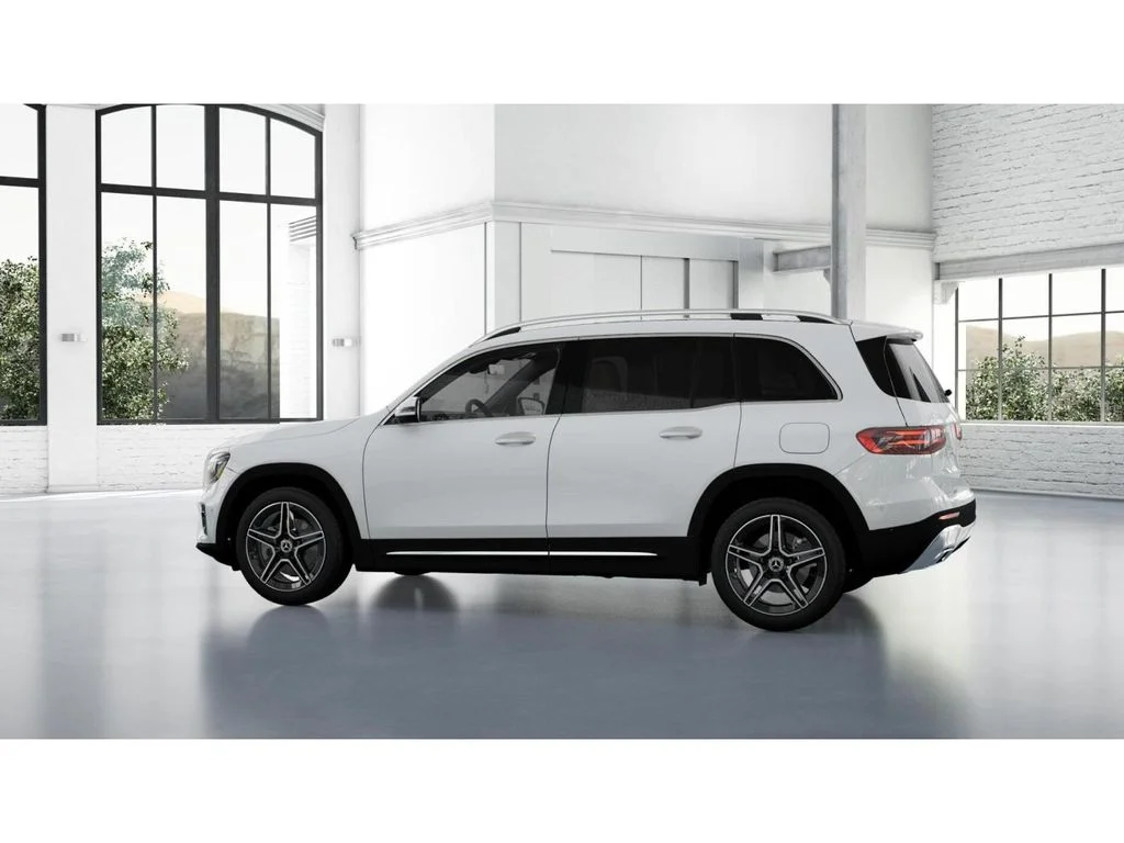 New 2026 White Mercedes-Benz GLB 250 image 32