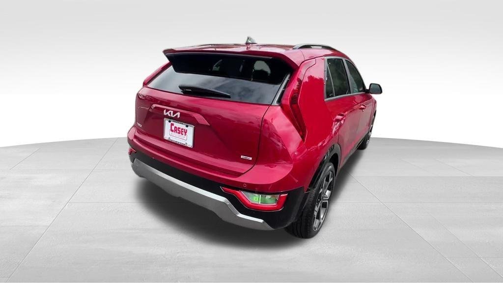 2025 Kia Niro EX Touring - Photo 6