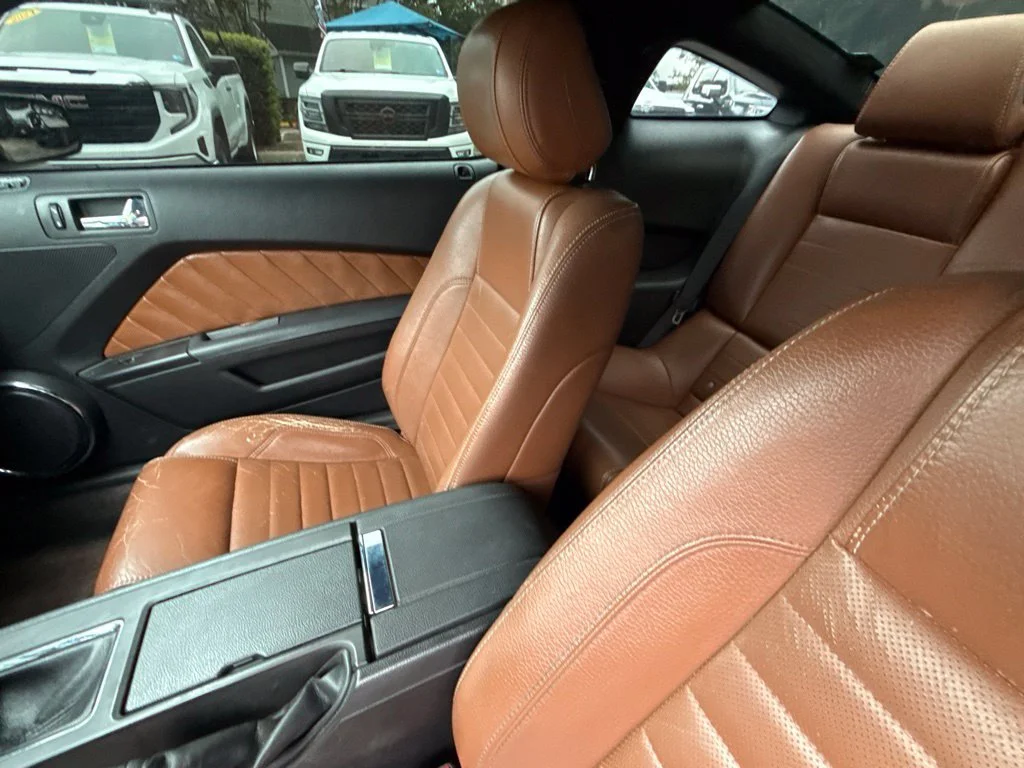 Used 2012 Red Ford V6 Premium image 16
