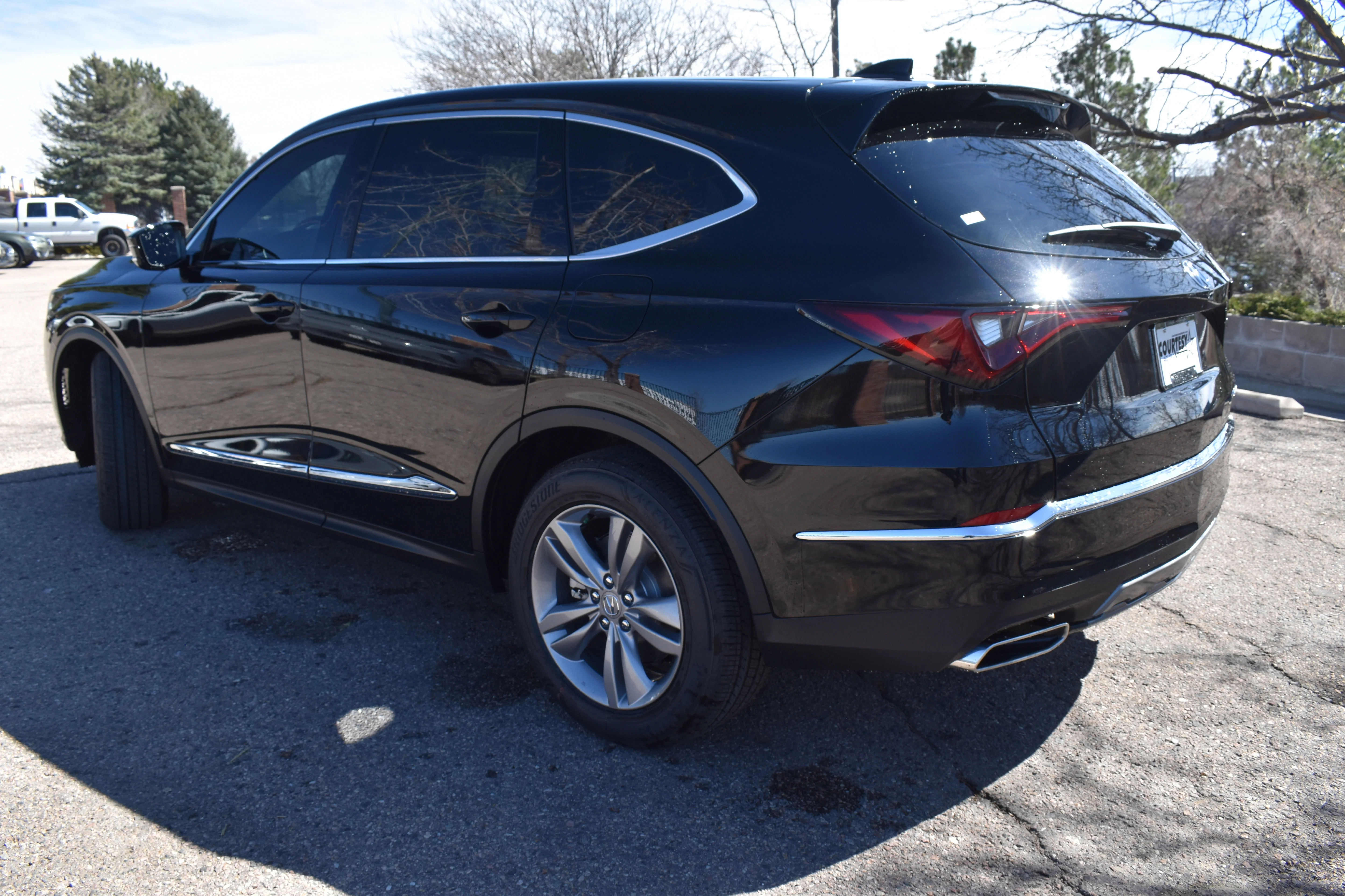 New 2026 Majestic Black Pearl Acura 4MDX image 4