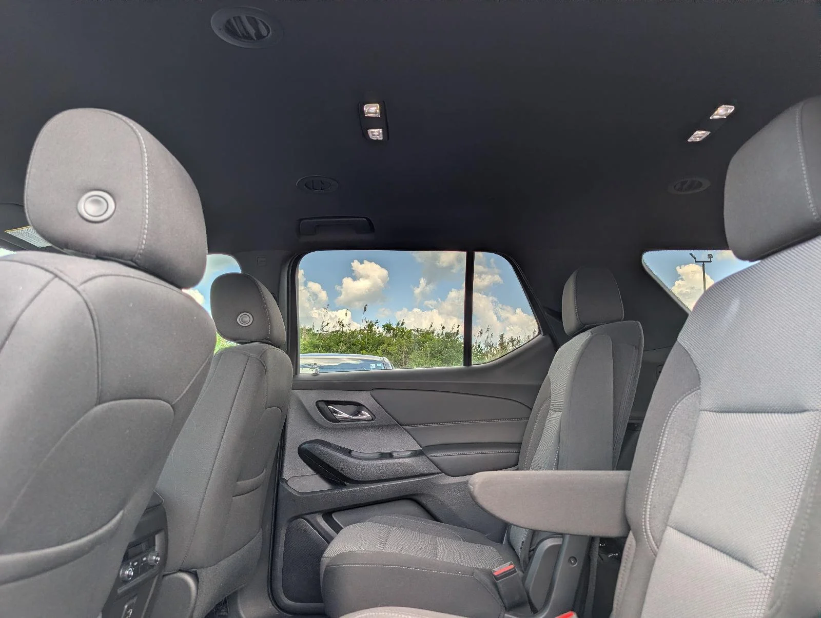 Used 2023 BLACK CHERRY METALLIC Chevrolet LT Cloth image 9