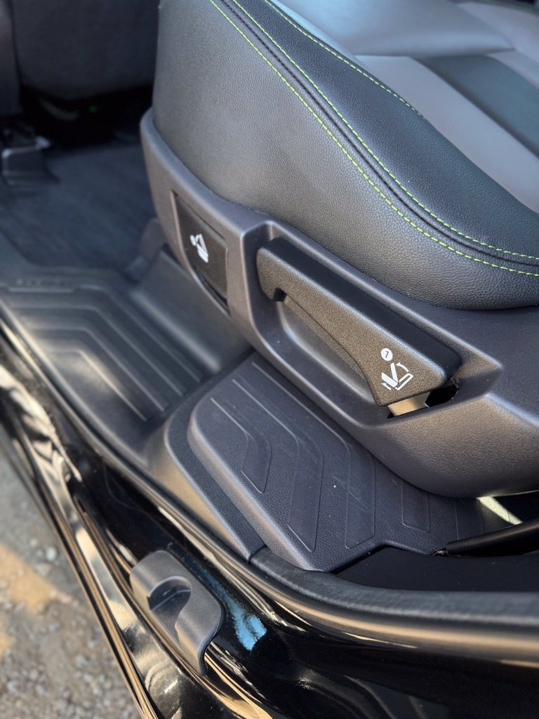 Used 2023 Crystal Black Silica Subaru Onyx Edition image 42