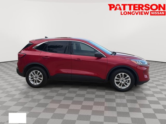 Pre-Owned 2022 Ford Escape SE