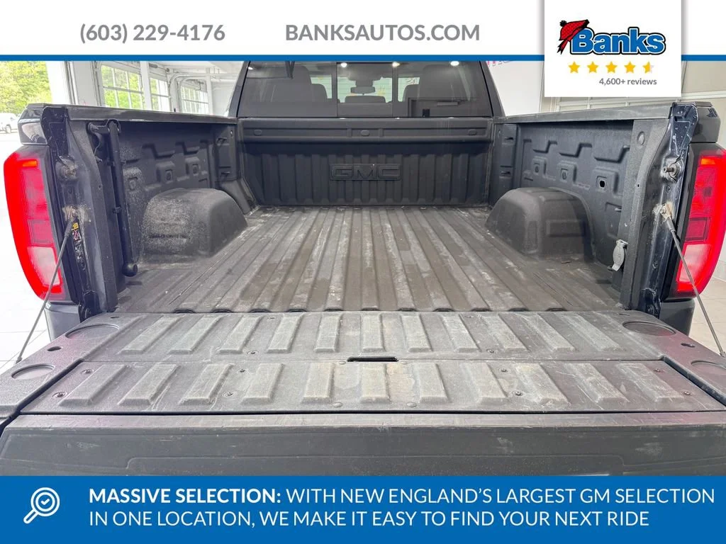 Used 2022 Titanium Rush Metallic GMC Elevation image 8