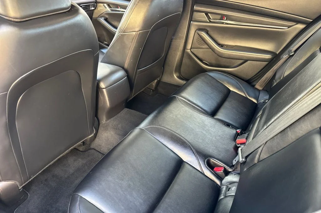 Used 2019 Crystal Blue Mazda Preferred image 13