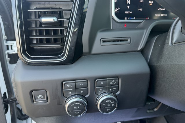 Used 2026 Summit White GMC AT4 image 21