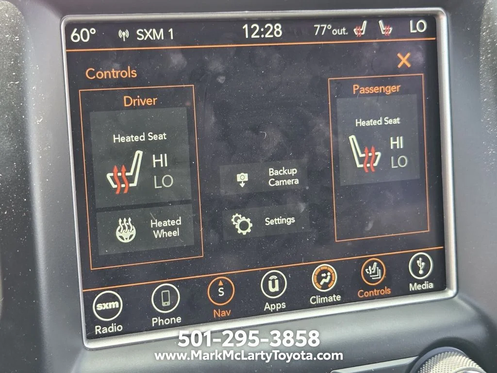 Used 2018 White Jeep Limited image 22