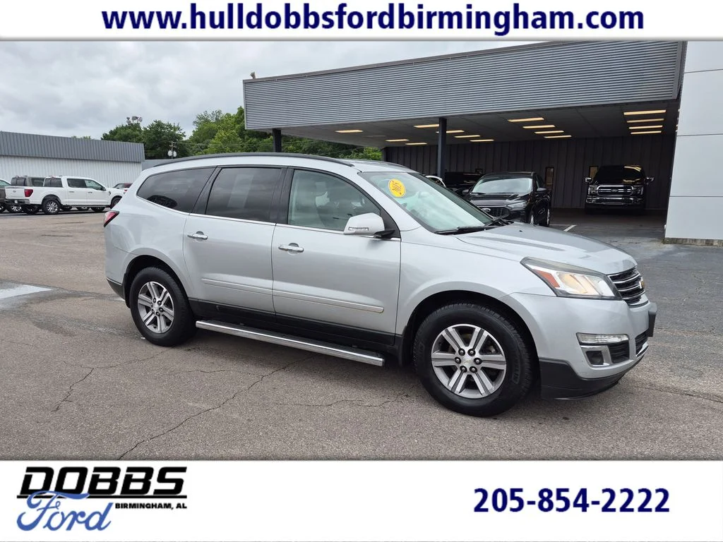 2015 Chevrolet Traverse 2LT FWD's photo
