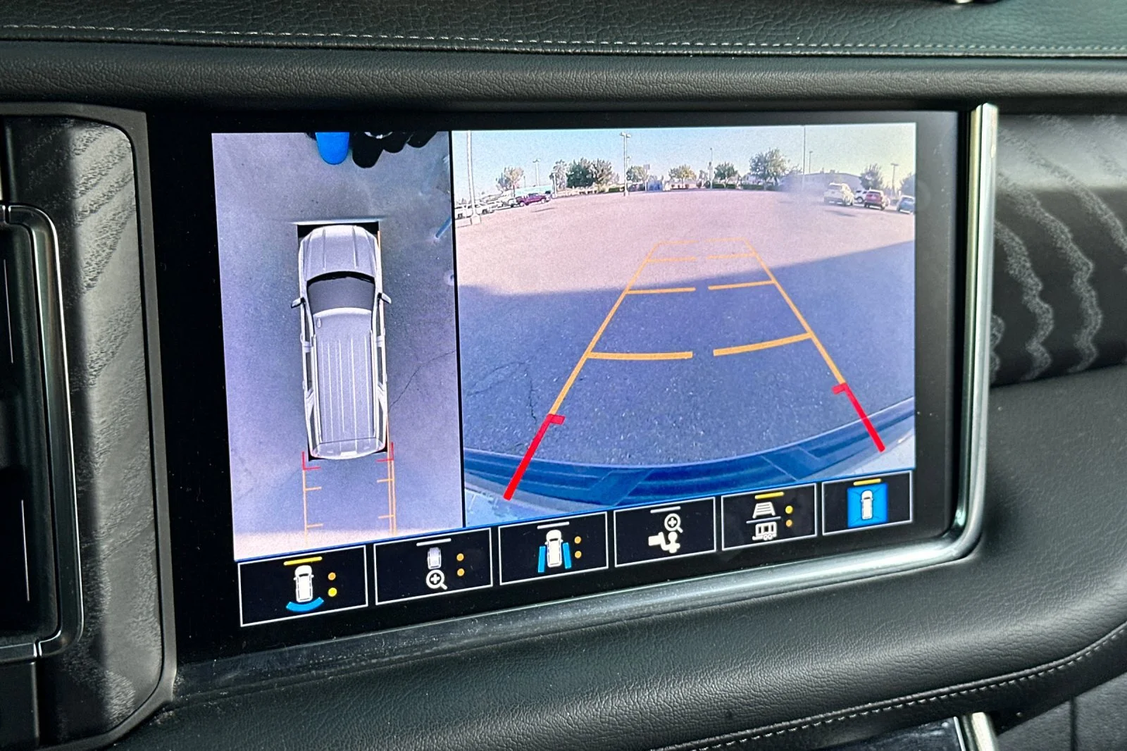 Used 2021 Gray GMC Denali image 20