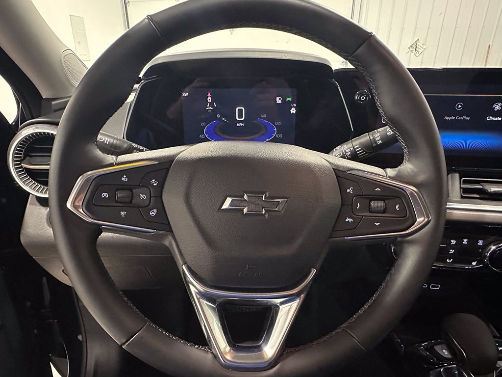 Used 2024 Black Chevrolet ACTIV image 35