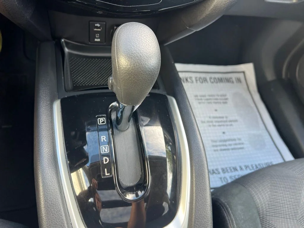 Used 2016 White Nissan SV image 30