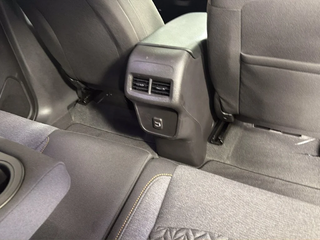 2024 Chevrolet Equinox LT - Photo 29