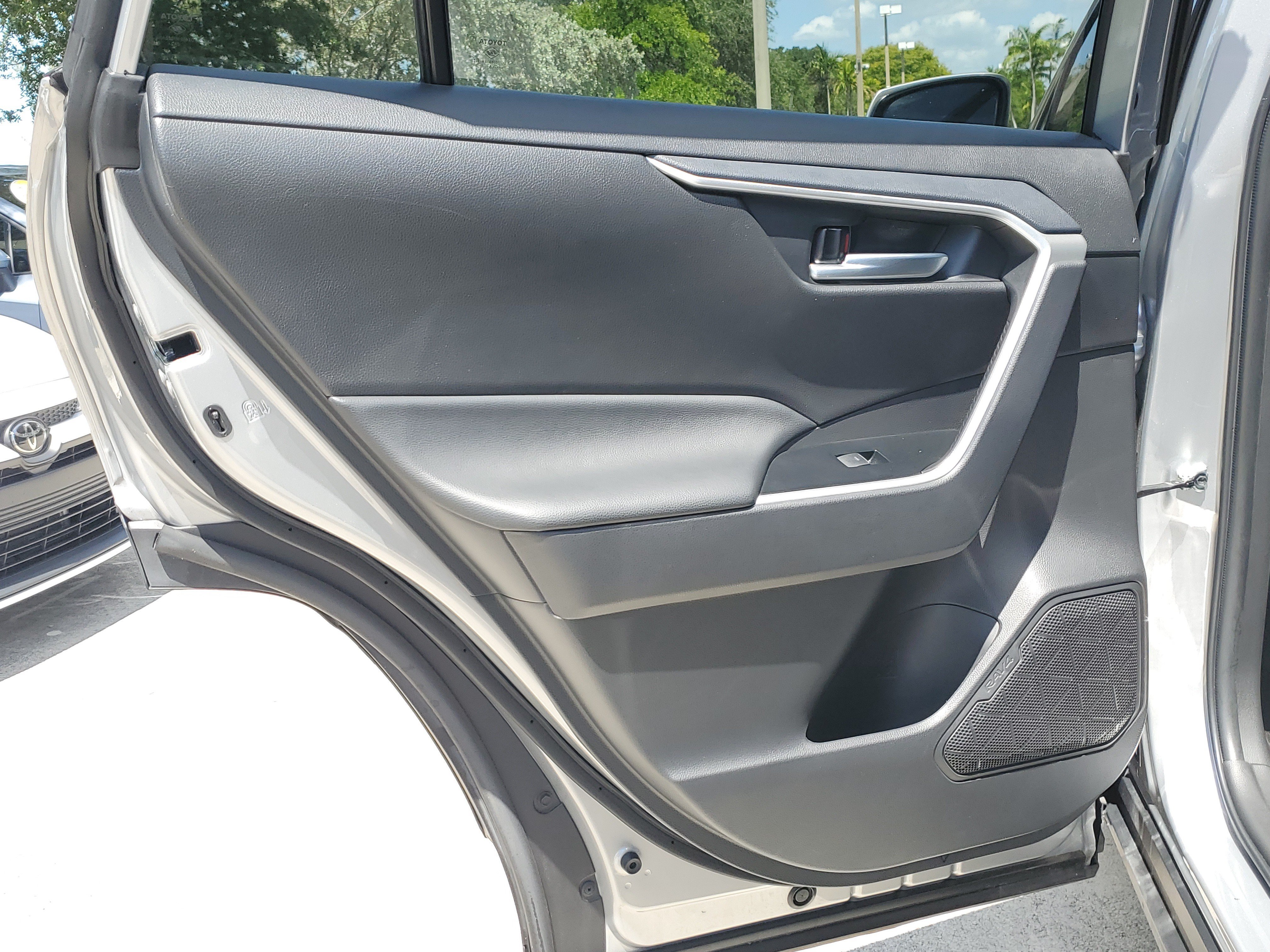 Used 2025 Silver Sky Metallic Toyota XLE image 16