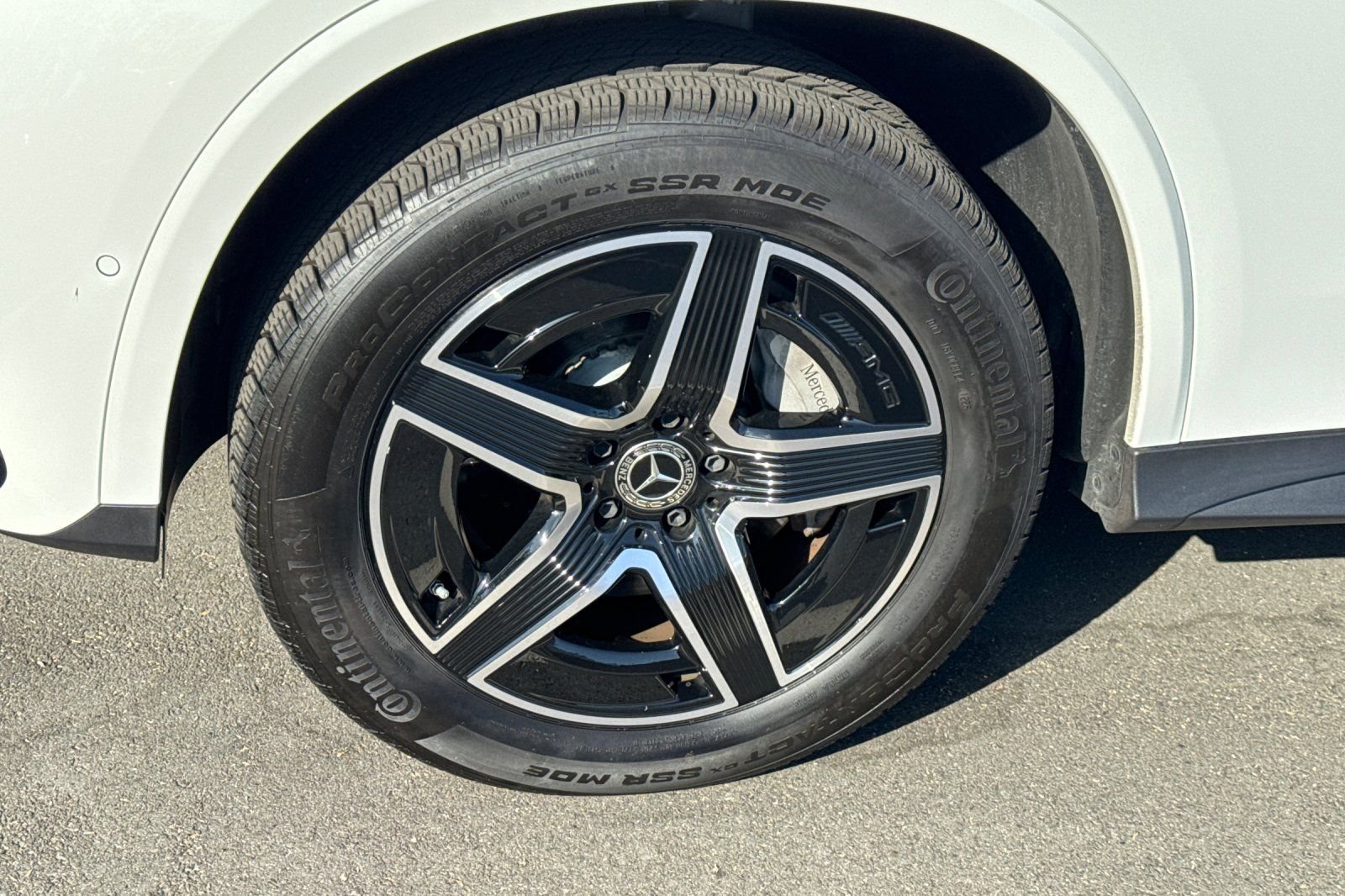 Certified Used 2025 White Mercedes-Benz GLC 350e image 6