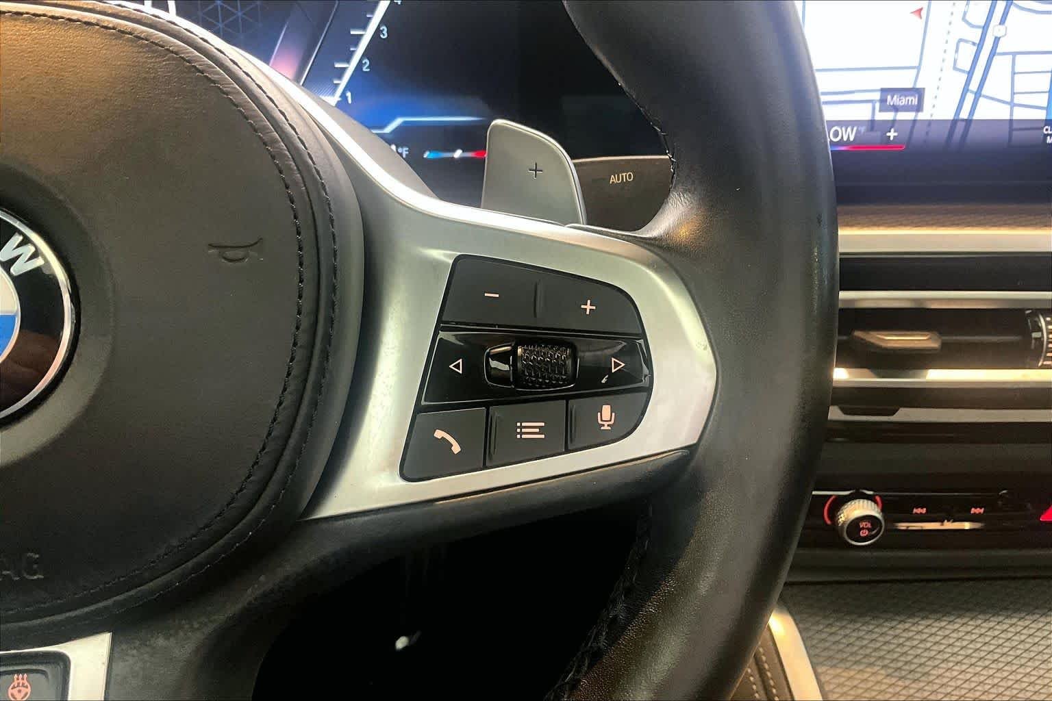 Used 2024 Alpine White BMW M440i image 25