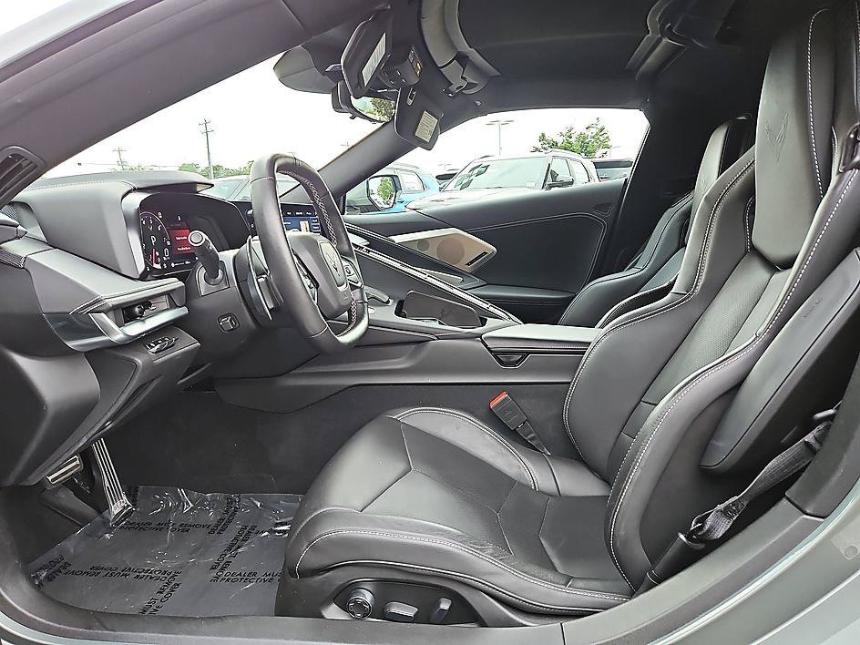 Used 2022 Hypersonic Gray Metallic Chevrolet 2LT image 9