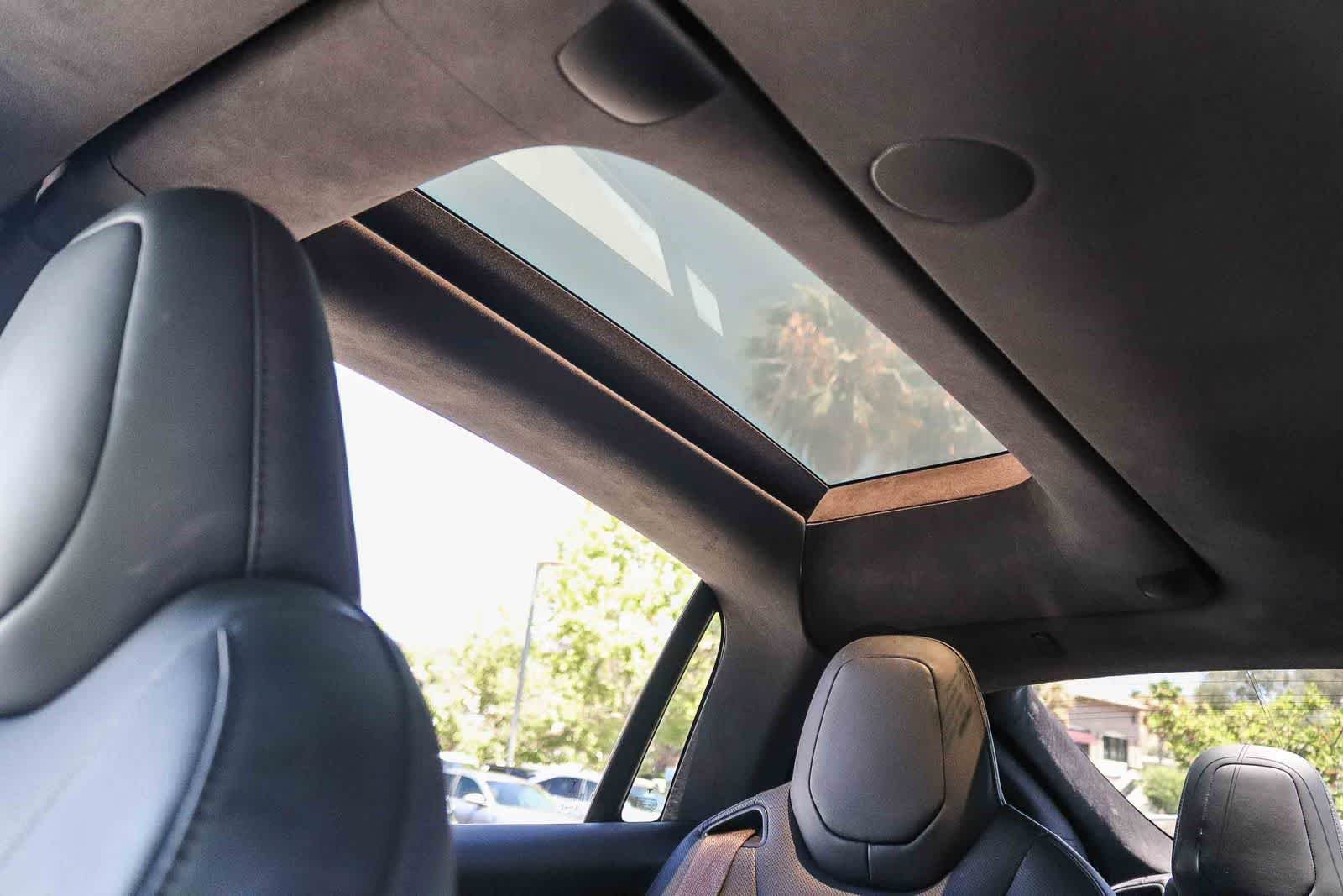Used 2022 White Tesla Plaid image 20